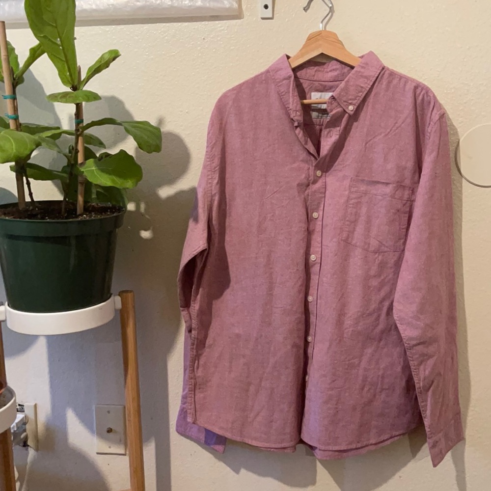 Men’s long sleeve button down
